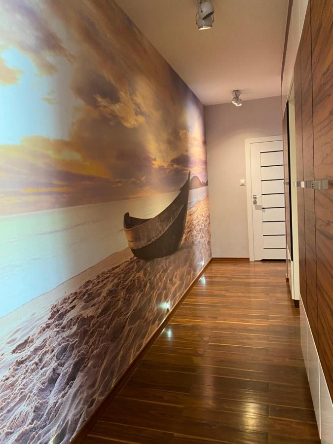 Ann Apartament Nadmorski Dwor Apartment กดัญสก์ ภายนอก รูปภาพ